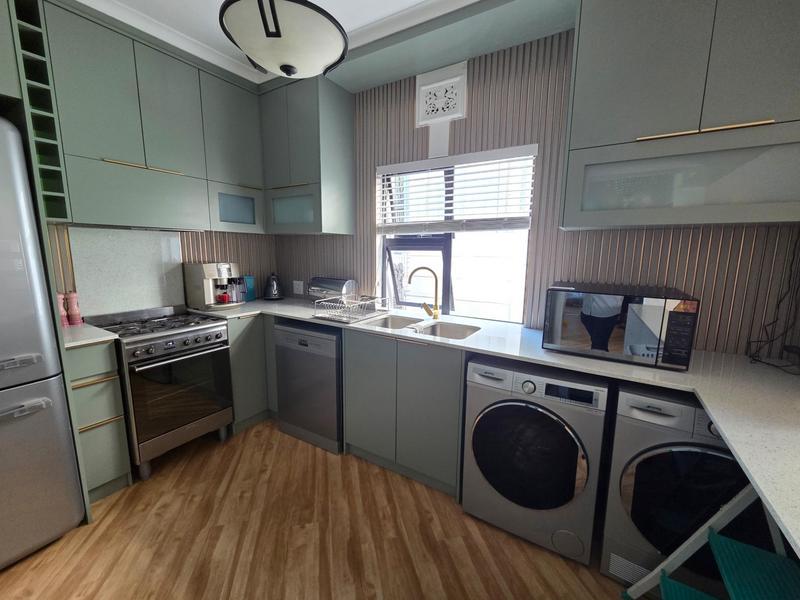 To Let 2 Bedroom Property for Rent in University Estate Western Cape